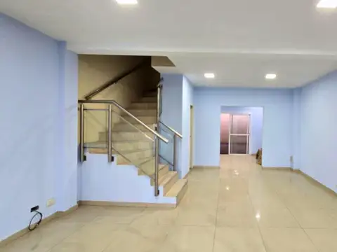 Depto Tipo Casa en Venta de 4 ambientes