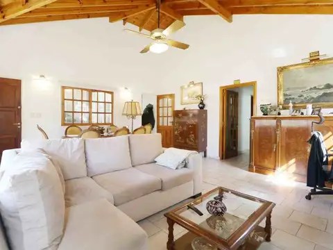 VENTA CASA CON PILETA EN COUNTRY BANCO PROVINCIA