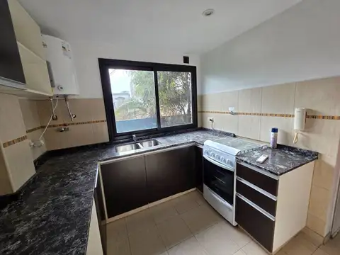 Departamento 3 ambientes con 1 baño