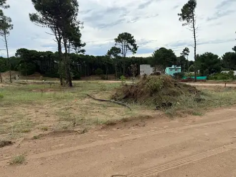 VENTA LOTE EN PINAMAR