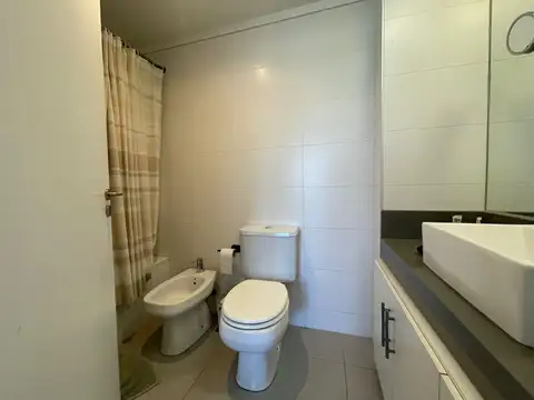 Departamento en Alquiler con 1 cocheras