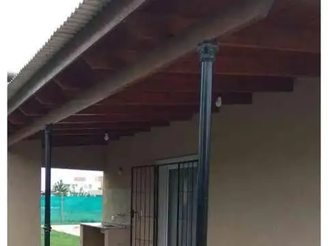 Casa en Venta en Funes, USD 113.000