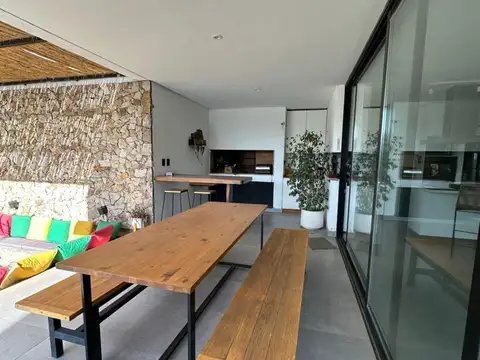 Casa en Venta al Este