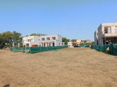 Terreno en Venta en Pilar del Este - Santa Elena, USD 43.000