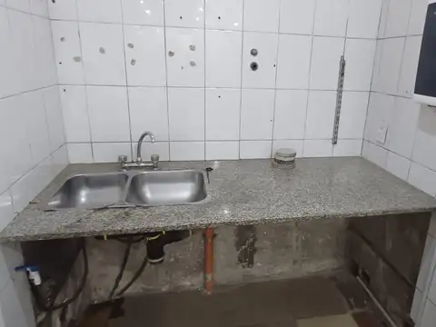 Local en Venta 40 años