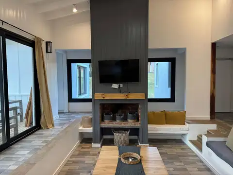 Casa en Alquiler al Este