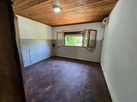 Depto Tipo Casa en Venta en Valentin Alsina, USD 35.000