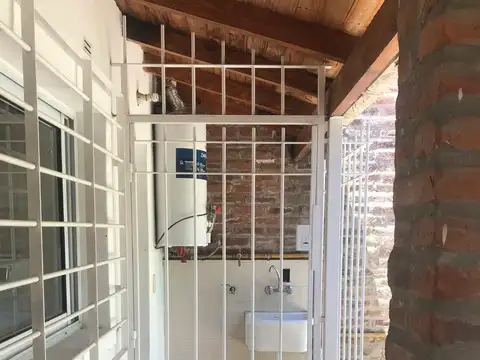 Las Heras 1800, Piso PB