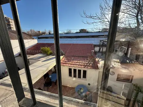 Casa 11 ambientes con 10 baños