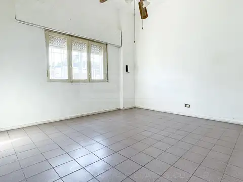 Depto Tipo Casa en Venta al Oeste