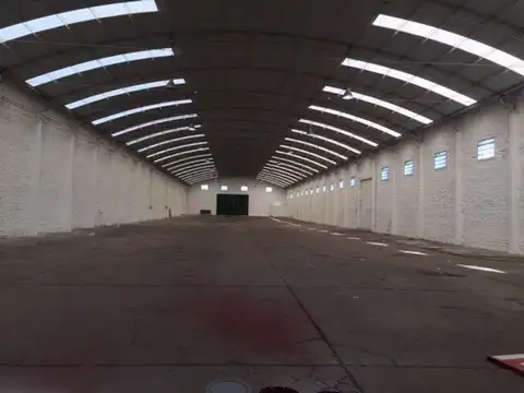 Galpon en Alquiler en Parque Casado, $ 7.800.000