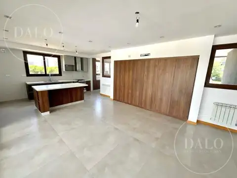 Casa en Venta en Countries y Barrios Cerrados en Ezeiza, USD 620.000