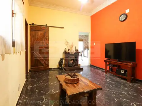 Depto Tipo Casa en Venta de 5 ambientes
