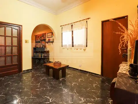 Depto Tipo Casa en Venta en Florida Belgrano/Oeste, USD 199.000