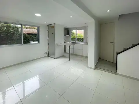 Casa 3 ambientes con 2 baños