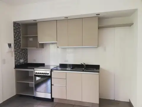 Departamento en Alquiler en Villa Urquiza, $ 550.000