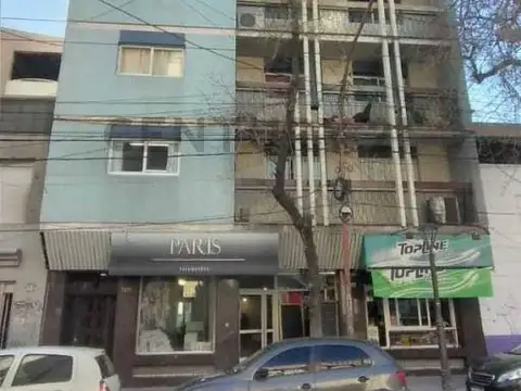 San Juan 1200, Piso 0