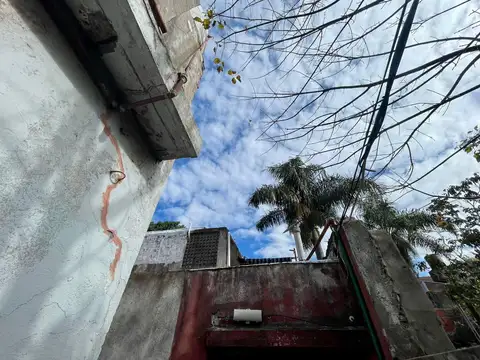 Depto Tipo Casa 3 ambientes con 1 baño