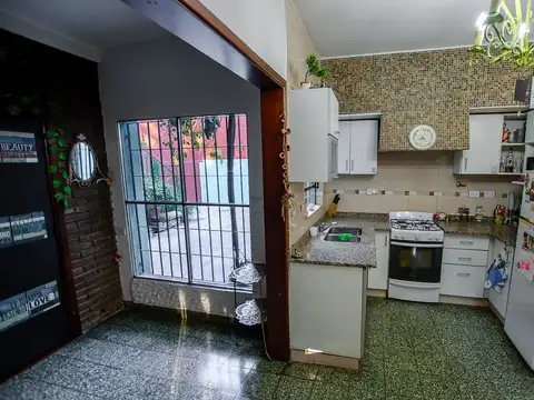 Boulevard Tomás Espora 4400