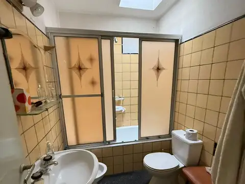 Local en Venta 60 años