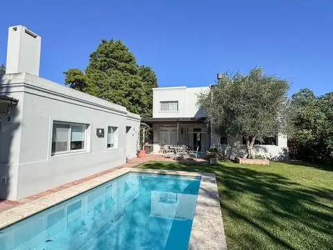 Casa en Venta en Santa Silvina, USD 320.000