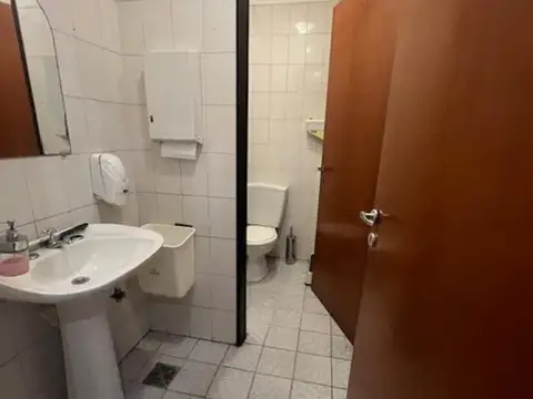 Ramon Falcon 6900, Piso 1