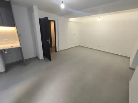 Venta/Departamento/2 Amb/Mataderos/Patio/Permuta