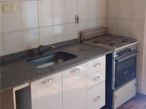 OBLIGADO 800, Piso 1