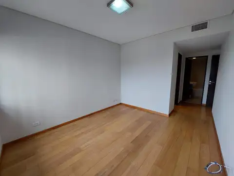 Av. Central Argentino al 100