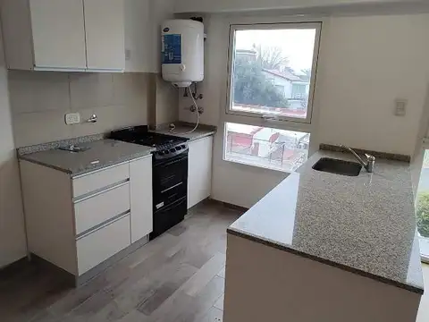 Departamento en Venta en Lomas De Zamora, USD 75.000