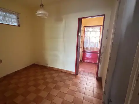 Depto Tipo Casa en Venta en Centro, USD 88.000