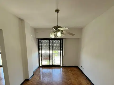 Lavalle 695 , Piso 11