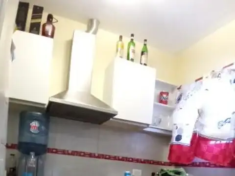 Casa 2 ambientes con 1 baño