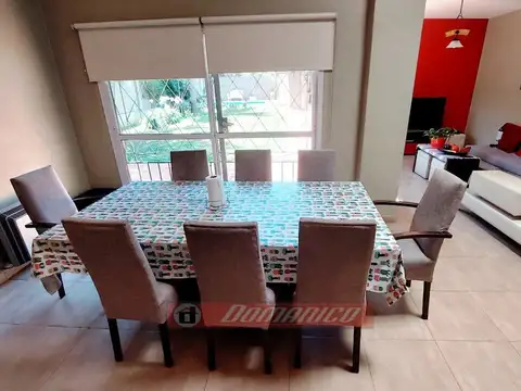 Casa 5 ambientes con 2 baños