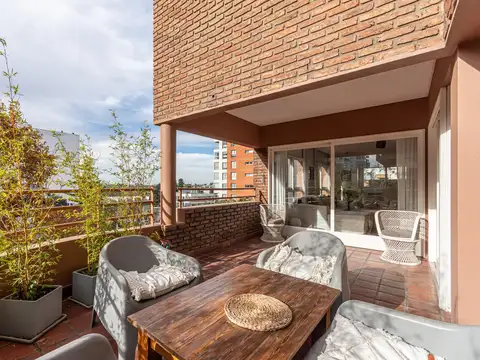 Departamento en Las Cañitas con Terraza - 4 Dormitorios -  Cochera Doble