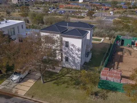 Casa en Venta en Puertos - Barrio Vistas, USD 300.000