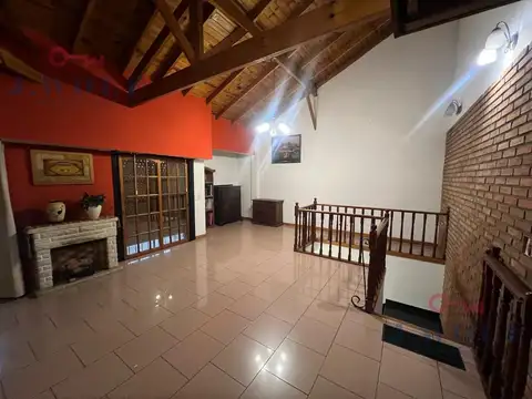 Depto Tipo Casa 4 ambientes con 1 baño