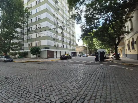 Eleodoro Lobos al 200