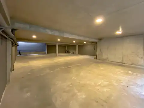 Cochera en Barrio Lourdes