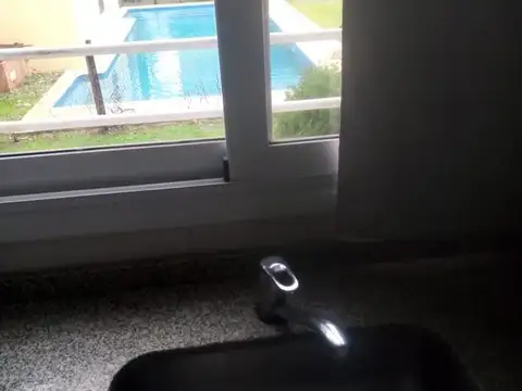 Departamento en Alquiler en Pilar Centro, $ 550.000