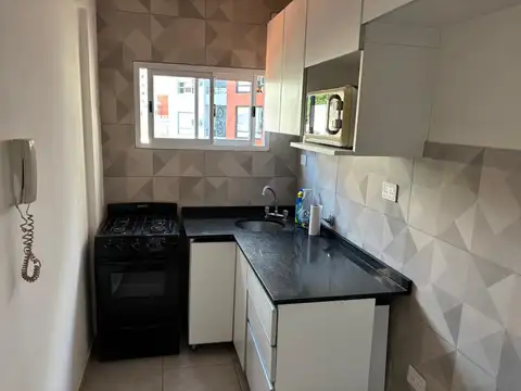 ALVAREZ THOMAS AL 1200 - DEPTO. 2 AMBIENTES RECICLADO