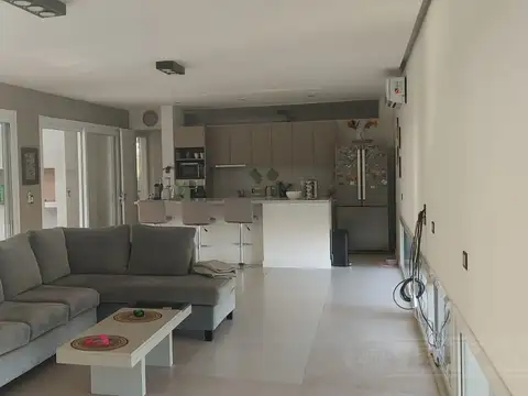 Casa en Venta en San Matias, USD 380.000