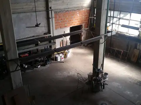 Galpon en Venta en Villa Lynch, USD 280.000