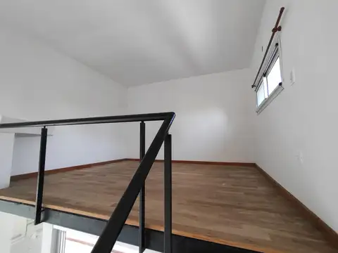 Departamento en Alquiler con 1 cocheras
