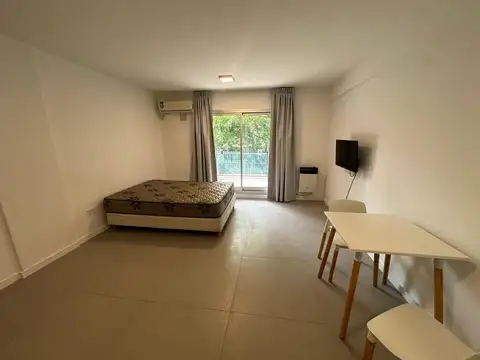 Departamento en Alquiler en Nuestra Señora De Lourdes, $ 400.000