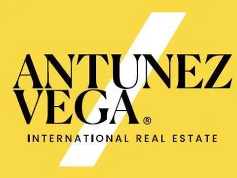 Edificio de cocheras en venta