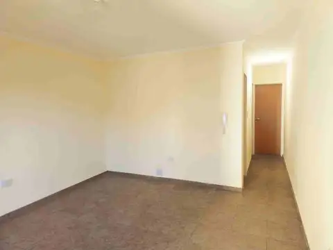 Departamento en Venta en Alto Alberdi, USD 44.000