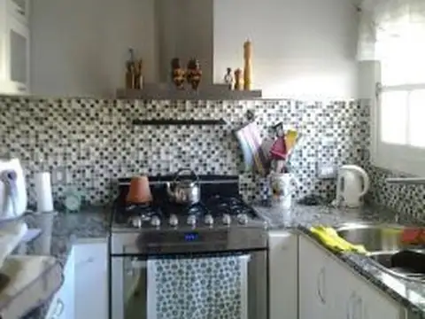 Casa en Venta en Lomas De Zamora, USD 470.000