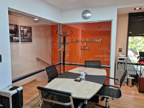 OFICINA EN ALQUILER MORENO 2700