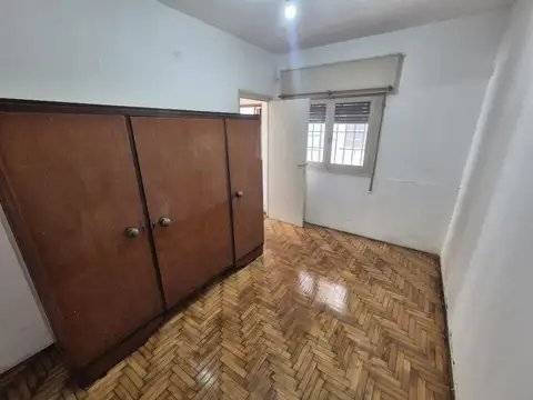 Casa de pasillo en B° Lourdes